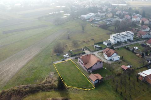 Земельный участок строительного назначения Lučko, Novi Zagreb - Zapad, 707m2