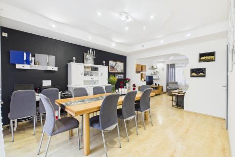 Flat/Appartement Police Piri&scaron;će, Ozalj, 78m2