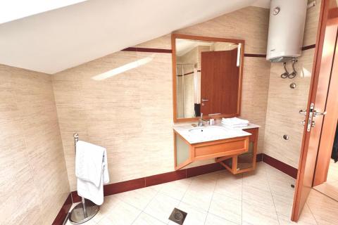 Flat/Appartement Selce, Crikvenica, 135m2