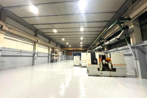 Sesvete, Popovec - hala 750 m2 + vanjski prostor