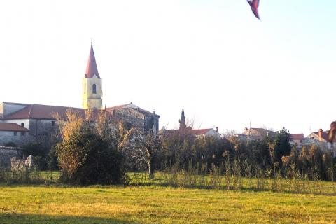 Bouwgrond Brtonigla, 822m2