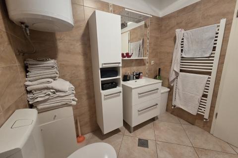 Flat/Appartement Dražice, Jelenje, 77m2