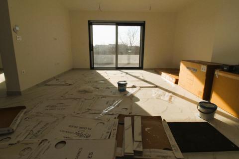 Dvosoban stan s terasom, pogled more - Novigrad