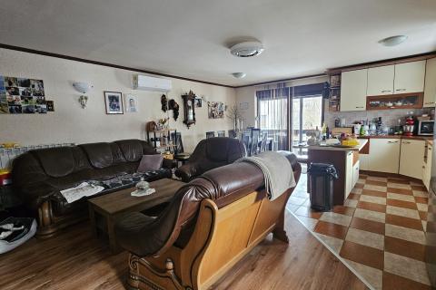 Flat/Appartement Delnice, 829m2