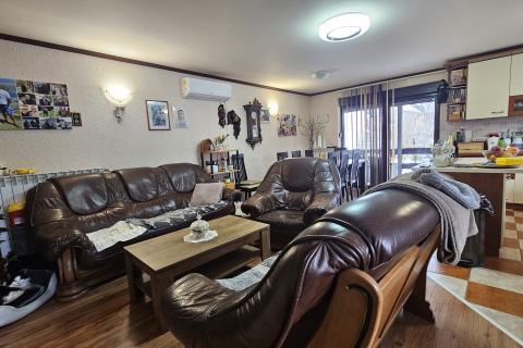 Flat/Appartement Delnice, 829m2