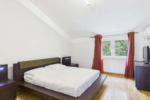 Flat/Appartement Selce, Crikvenica, 135m2