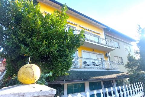 Casa Gajnice, Podsused - Vrapče, 300m2