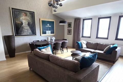 Flat/Appartement Pantovčak, Gornji Grad - Medve&scaron;čak, 253,51m2