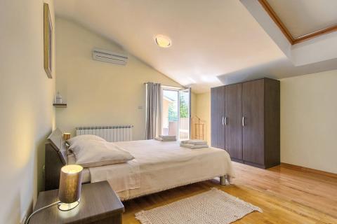 ISTRIA, BUZET - Holiday house on a hill