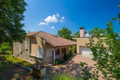 ISTRIA, BUZET - Holiday house on a hill