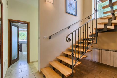 ISTRIA, BUZET - Holiday house on a hill