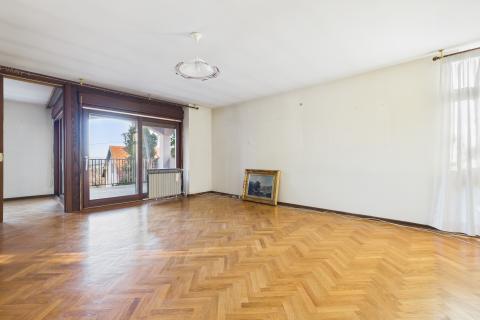 Huis Giznik, Samobor, 399m2