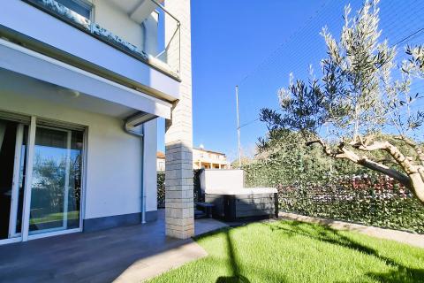 Flat/Appartement Novigrad, 49,22m2