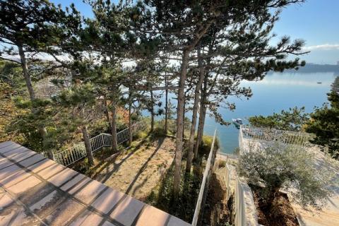 Huis Omi&scaron;alj, 306m2