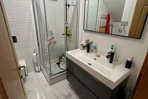 Crikvenica &ndash; ruim driekamerappartement voor gezinsleven