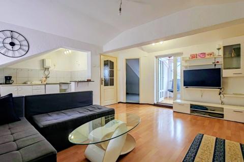 Huis Rastočine, Rijeka, 170m2