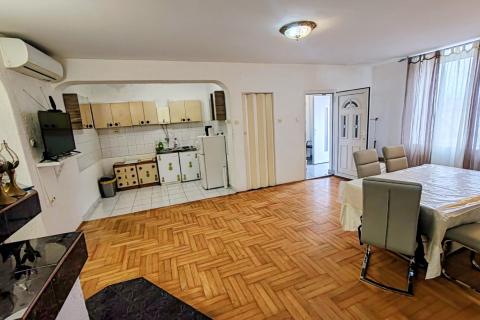 Huis Rastočine, Rijeka, 170m2