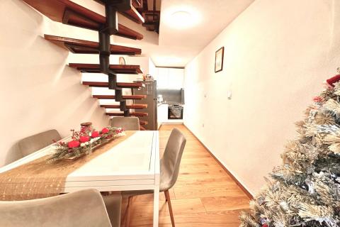 Huis Novi Vinodolski, 100m2