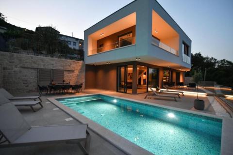 Haus Medveja, Lovran, 235m2