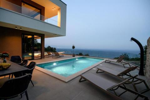 Haus Medveja, Lovran, 235m2