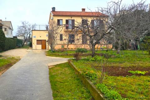 Bouwgrond Rovinj, 1.792m2