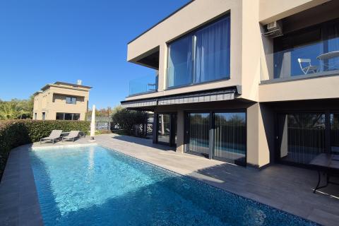 ISTRIA, POREČ - Luxurious modern house 500 m from the sea