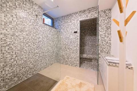 ISTRIA, POREČ - Luxurious modern house 500 m from the sea