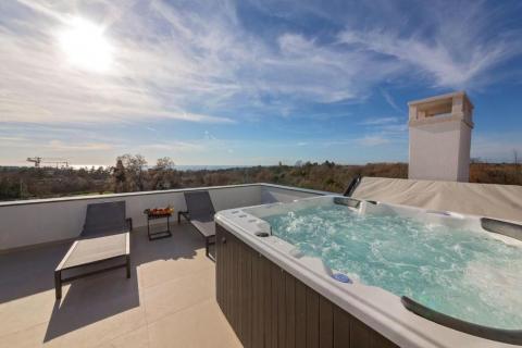 ISTRIA, POREČ - Luxurious modern house 500 m from the sea