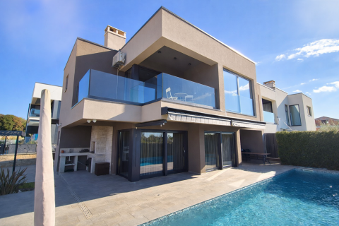 ISTRIA, POREČ - Luxurious modern house 500 m from the sea