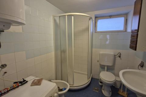 Huis Rovinjsko Selo, Rovinj, 90m2