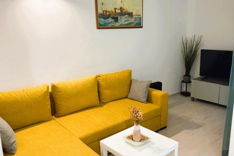 Истрия, Новиград, однокомнатная квартира с галереей, 200 м от моря