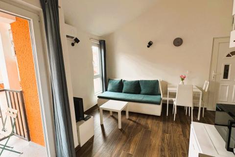 Appartamento con una camera da letto vicino al mare, Novigrad