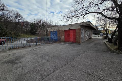 Rijeka, Kostrena, Poslovni prostori i građevinsko zemlji&scaron;te, 2623m2