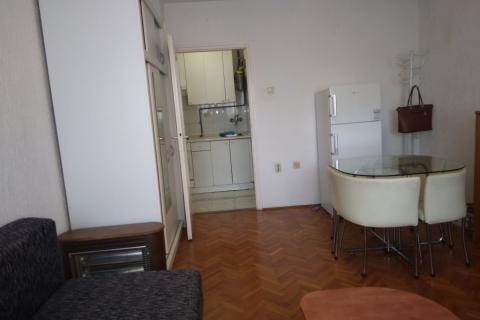 Rijeka, Donji Zamet, garsonijera 22 m2 - tražena lokacija