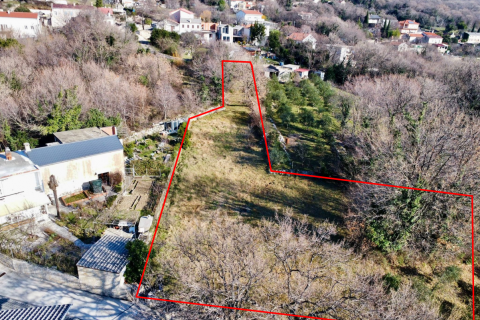 Нови Винодолски, Брибир &ndash; строительный участок площадью 1 338 м&sup2;