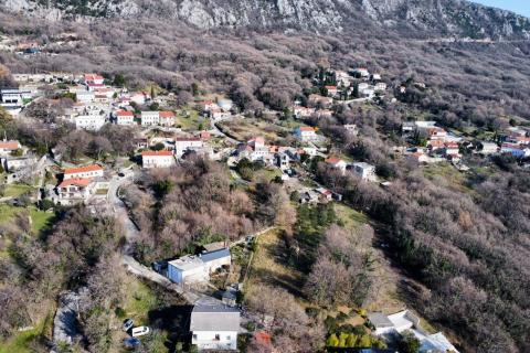 Нови Винодолски, Брибир &ndash; строительный участок площадью 1 338 м&sup2;