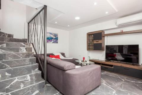 Rijeka, Jurdani, Unikatno imanje s 4 kamene kuće, 310m2