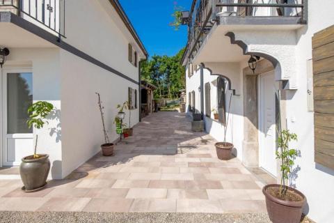 Rijeka, Jurdani, Unikatno imanje s 4 kamene kuće, 310m2