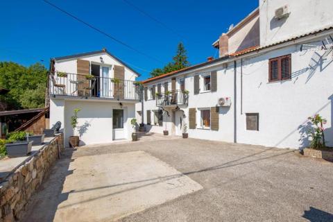 Rijeka, Jurdani, Unikatno imanje s 4 kamene kuće, 310m2