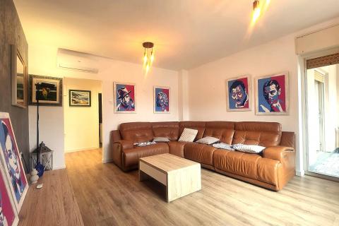 Umag,Moela-dvosoban stan,prizemlje