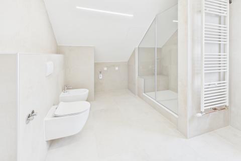 Karlovac, Rakovac - trosoban renoviran stan 135 m2