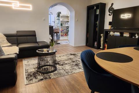 Rijeka, Banderovo - novo, namje&scaron;ten stan, 60m2