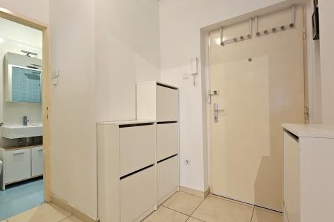 Zagreb, Voltino - stan s odvojenom spavaćom sobom