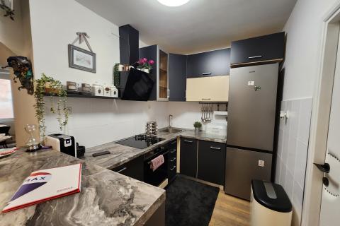 Rijeka, Banderovo - novo, namje&scaron;ten stan, 60m2