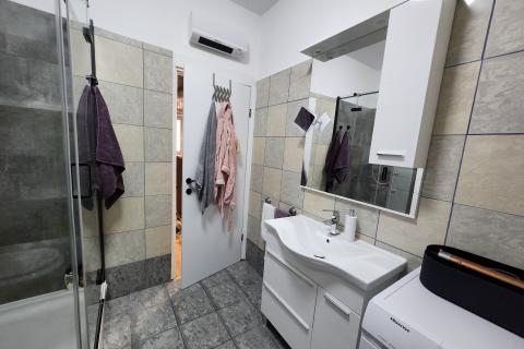 Rijeka, Banderovo - novo, namje&scaron;ten stan, 60m2