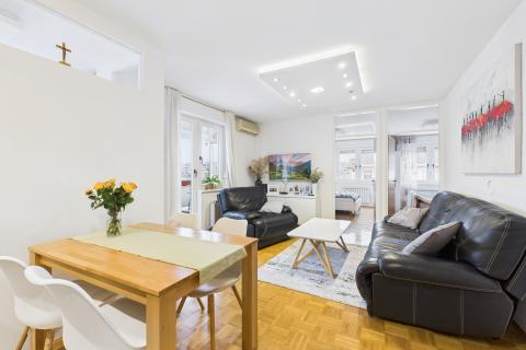 ZAGREB, &Scaron;pansko-četverosoban stan 70m2 u zgradi s liftom 