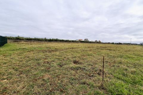 Novigrad, negrađevinsko zemlji&scaron;te 708 m2
