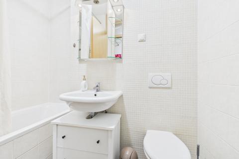 Zagreb, Stenjevec - četverosoban stan, lift, garaža