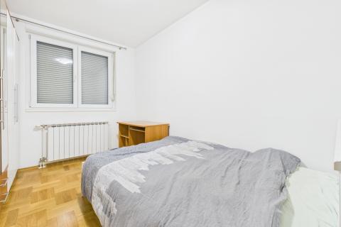 Zagreb, Stenjevec - četverosoban stan, lift, garaža