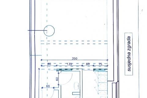 Rovinj centar - Poslovni prostor 1. red do mora